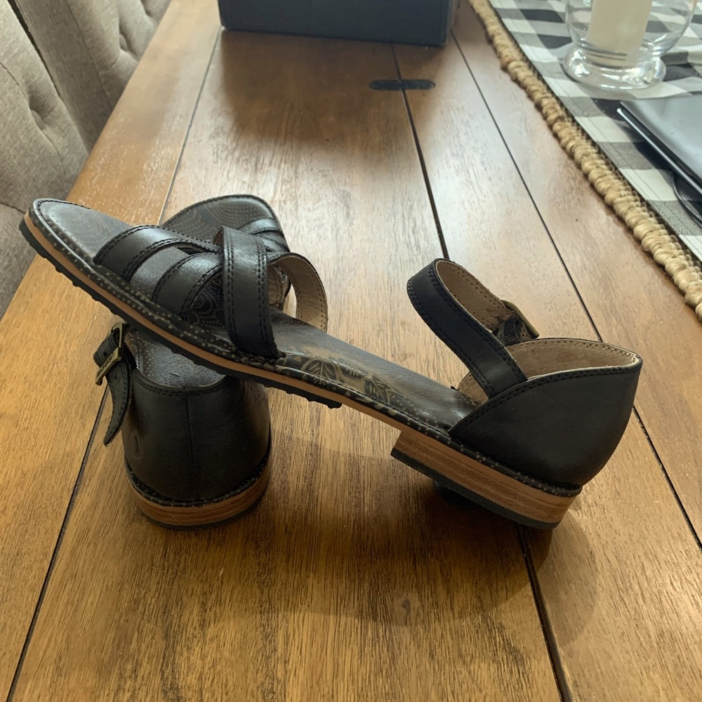 Bogs Nashville Black Sandal Leather 9.5